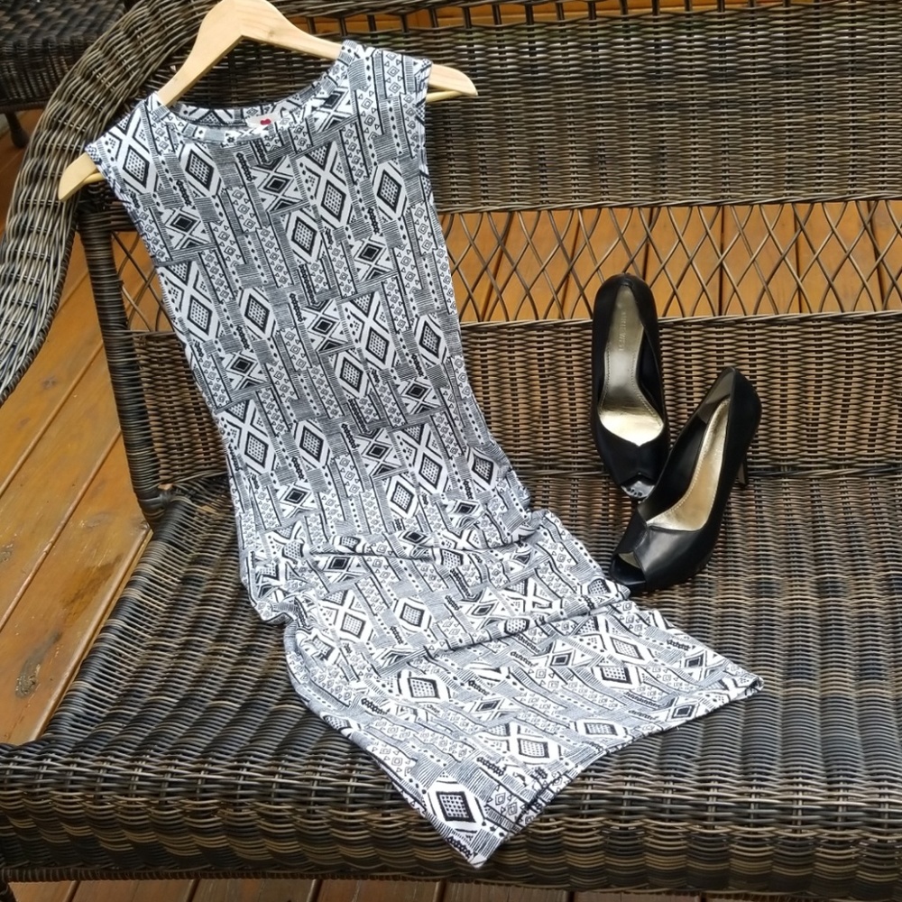 Rad Aztec Print Midi Dress